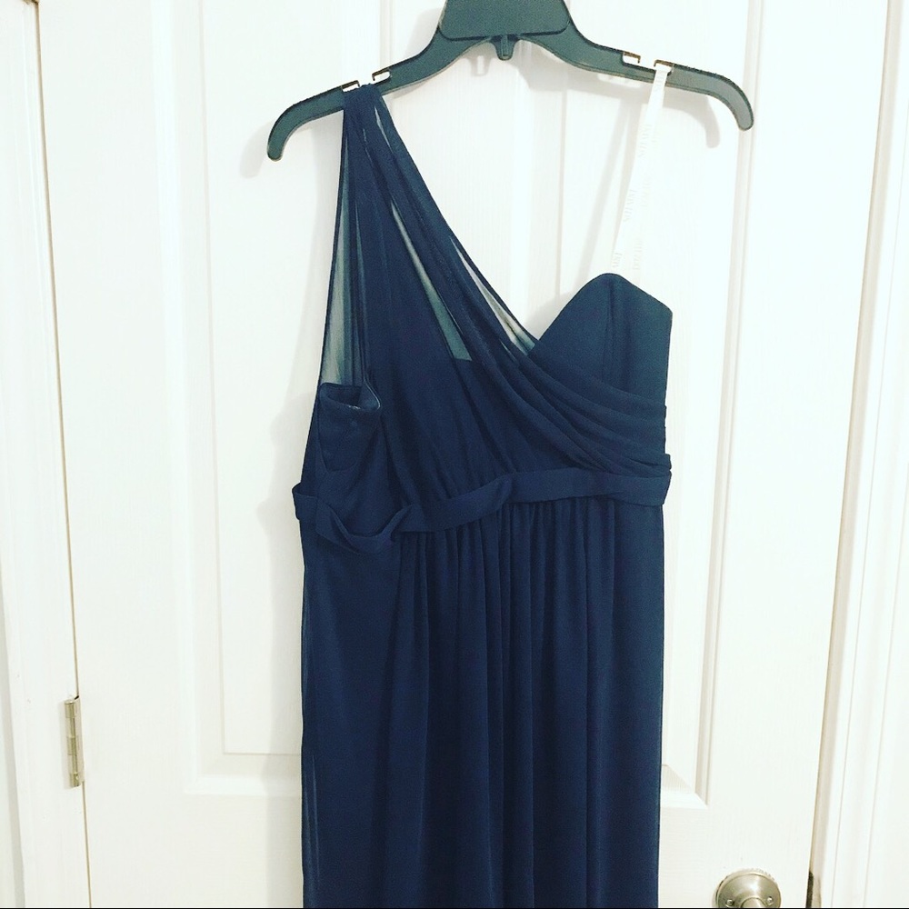 Knee Length Navy Blue Bridesmaid’s Dress